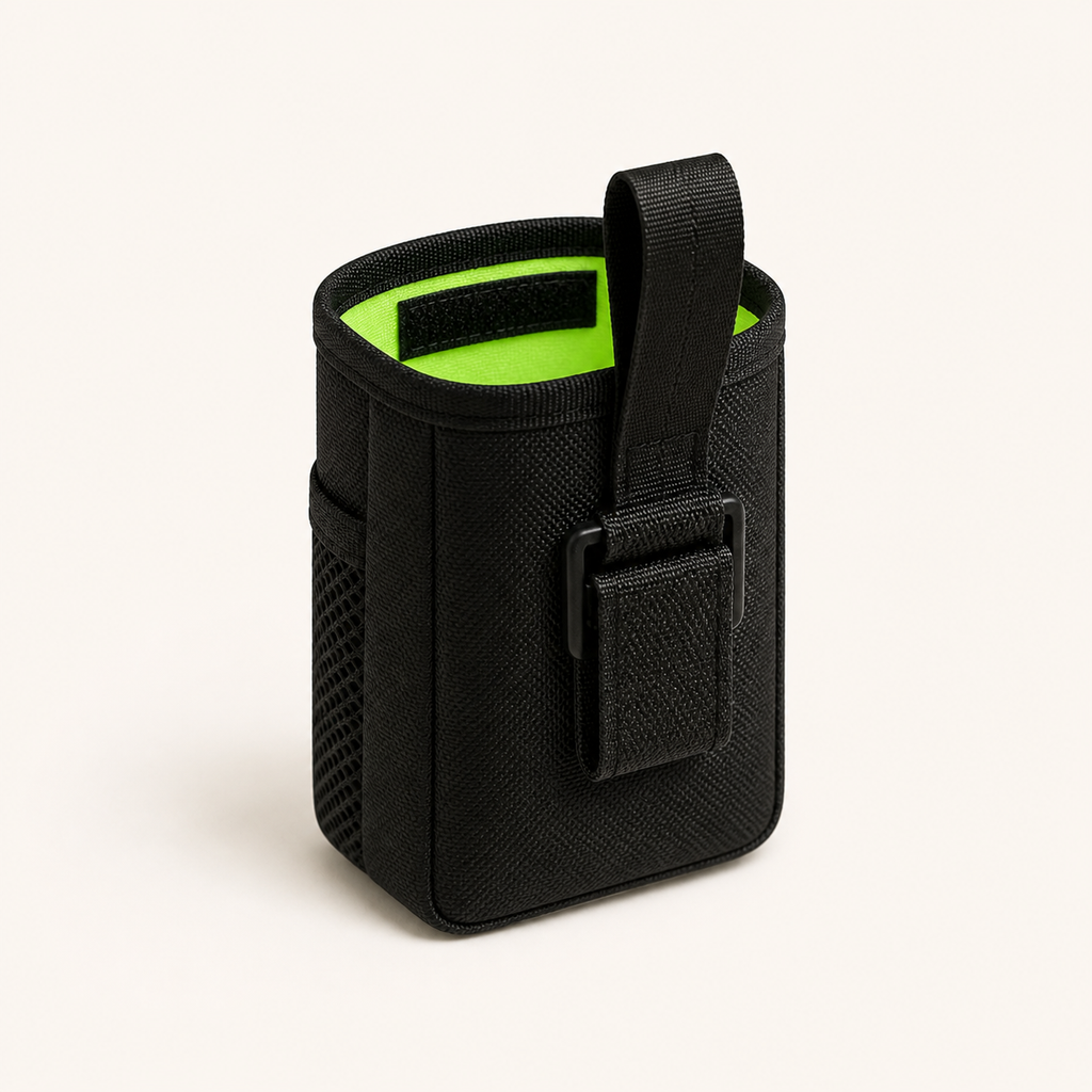 Sac à friandises pour chien – vue arrière sur fond blanc cassé